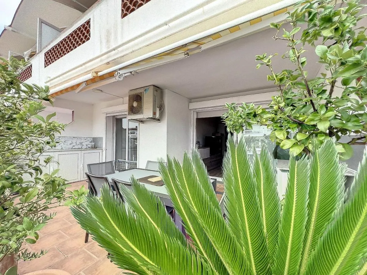 Oasis 9 Apartment Empuriabrava 0*,